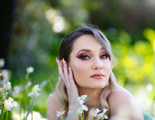 Load image into Gallery viewer, Beauty Queen