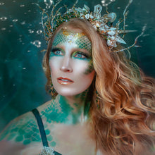 Load image into Gallery viewer, Beauty Queen